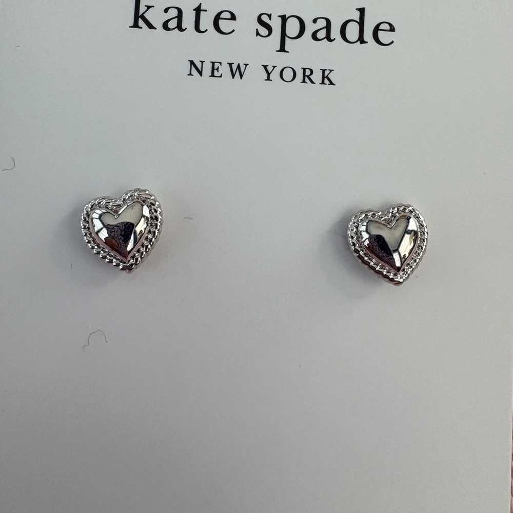 Kate Spade Silver Heart Stud Earrings New 🩶